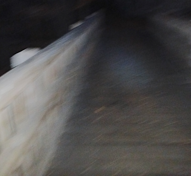 SHADOW BRIDGE TOUR PHOTO 2026-2025