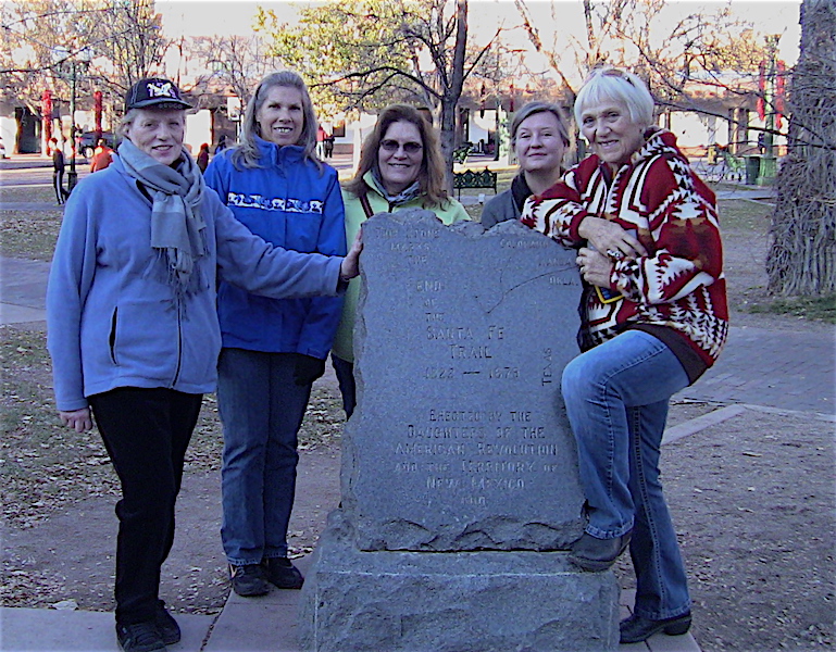 5 LADIES SF LANDMARK 2018 NOV