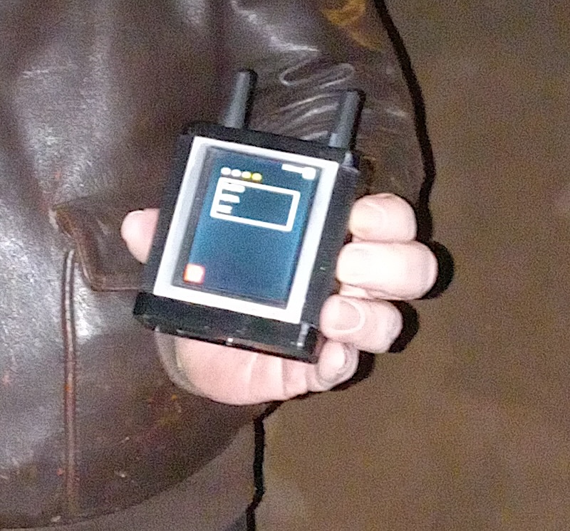 AL LEATHER GADGET2024