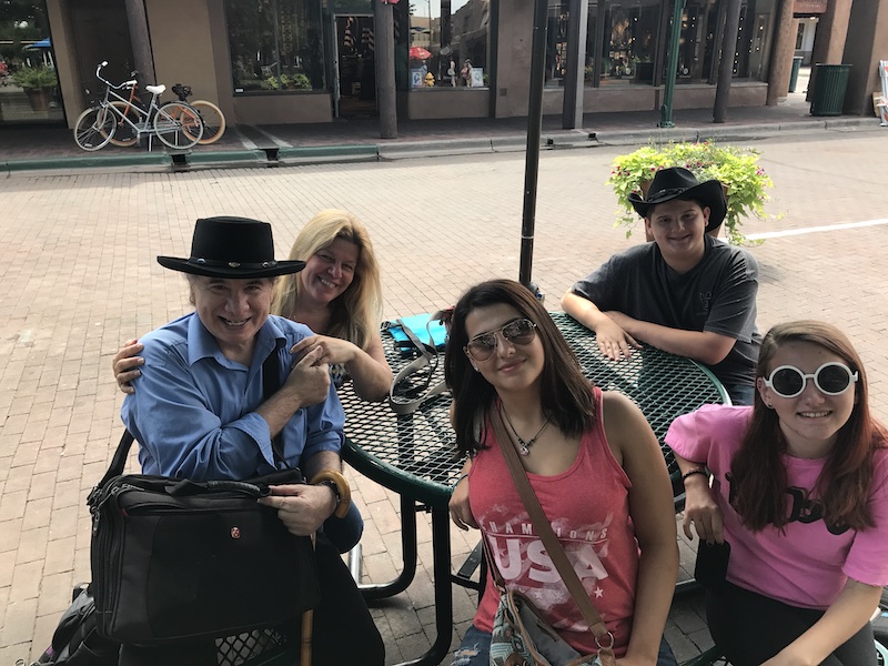 AL NEW YORKES TABLE PLAZA