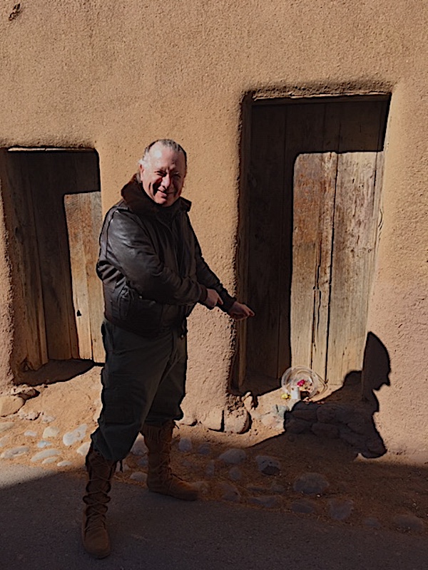 AL POINT 2023 DOORWAY OLDEST HOUSE