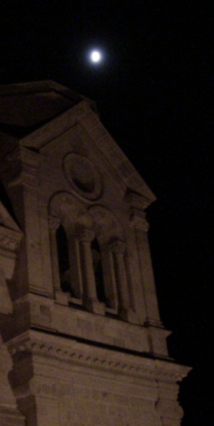 CATHEDRAL TOWERE  FULL MOON OCT2016
