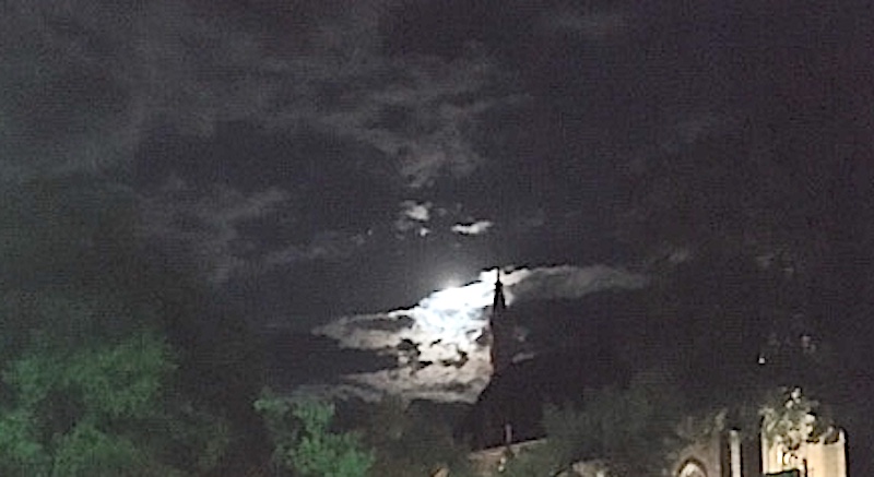 LORRET NIGHT CLOUD BANKS MOON