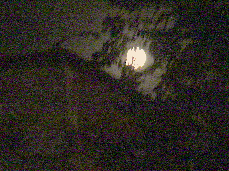 MOON OVER WALLACE BLD OCTOBER1 2020