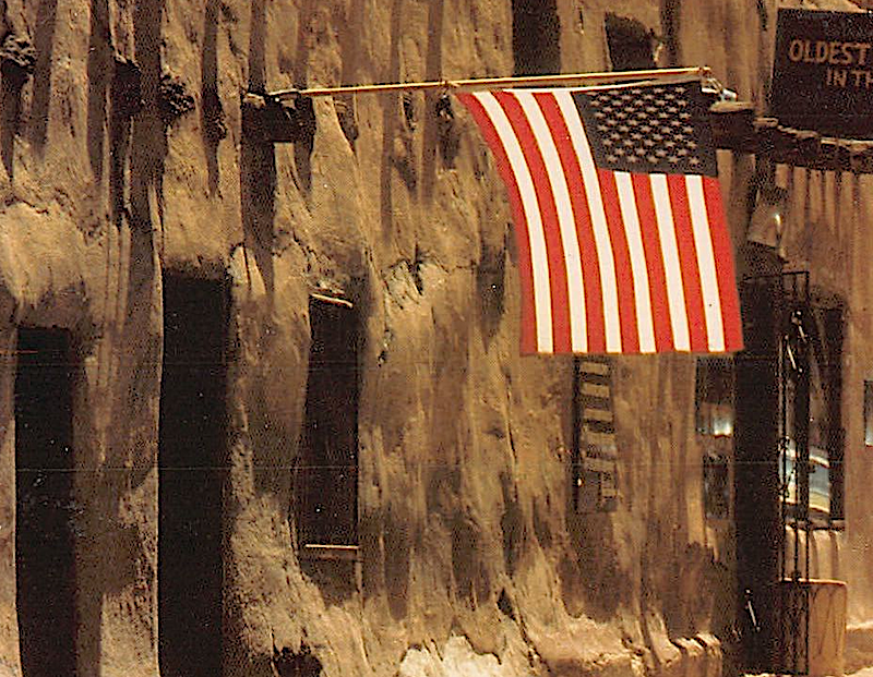 OLDEST HOUSE USA FLAG