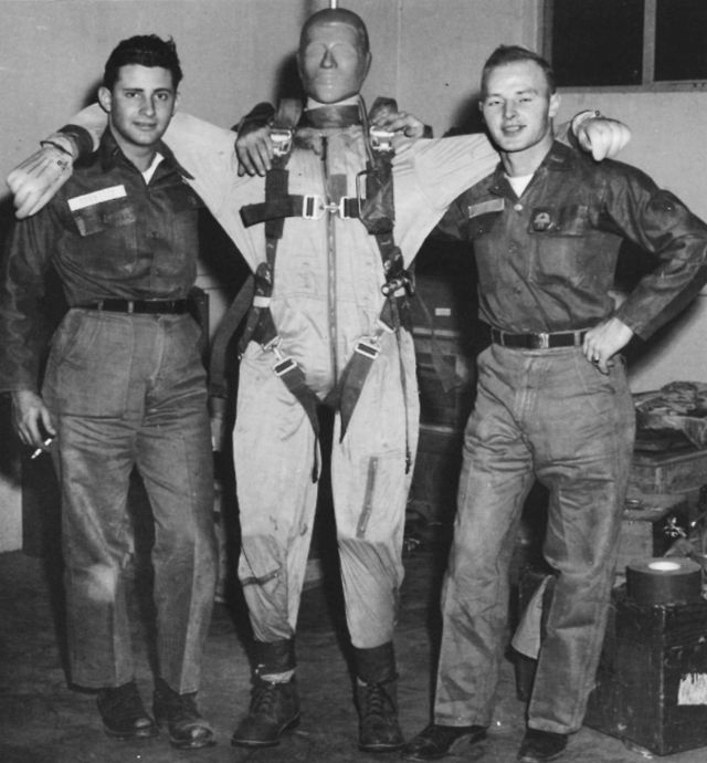 ROSWELL DUMMIES2 ROSWELL DUMMIES2