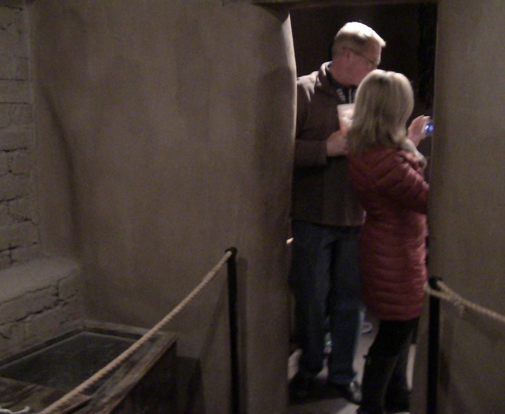 OLDEST-HOUSE-COFFIN LET OLDEST-HOUSE-COFFIN LET